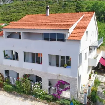 “josip” Apartment *