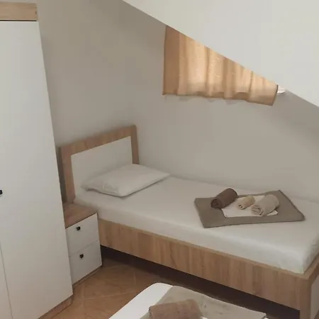 “josip” Appartement